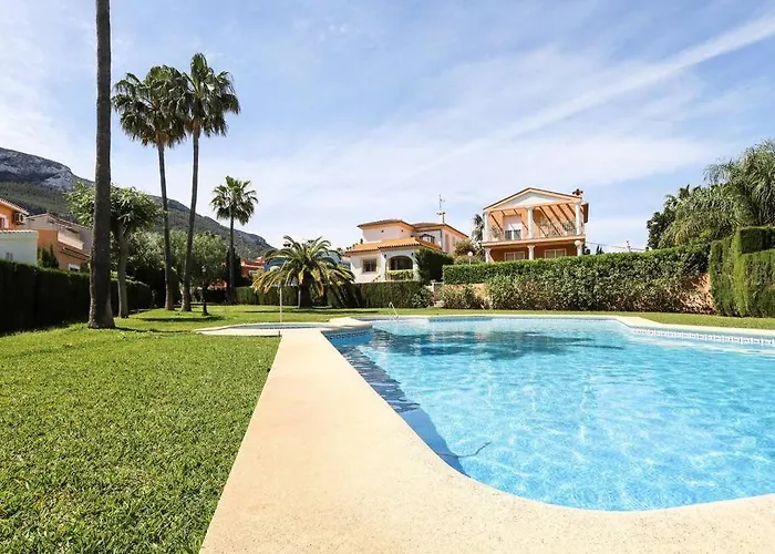 Villa Paquita By Clabao Denia