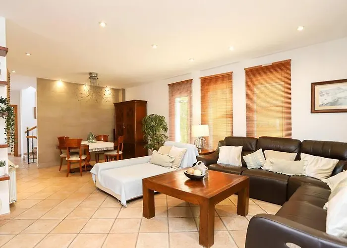 Villa Paquita By Clabao Denia