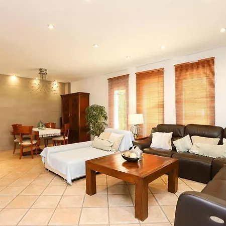 Βίλα Paquita By Clabao Denia