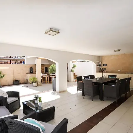 Βίλα Paquita By Clabao *